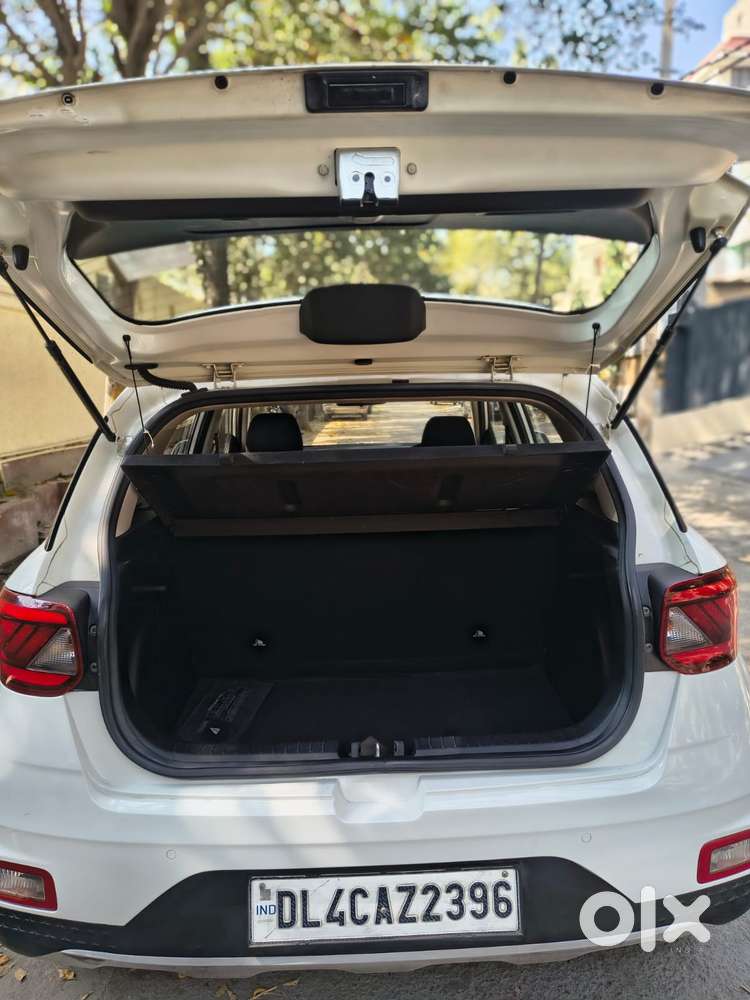 Hyundai Venue 1.2 S Plus, 2019, Petrol