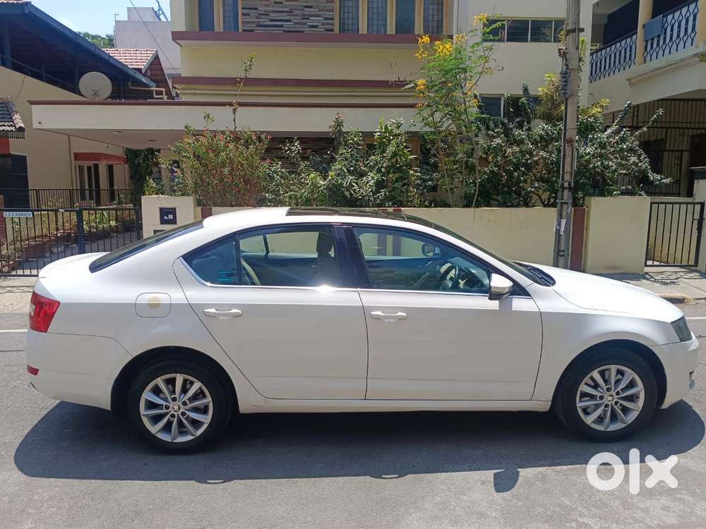 Skoda Octavia 2013-2017 Style Plus 1.8 Tsi At, 2016, Petrol