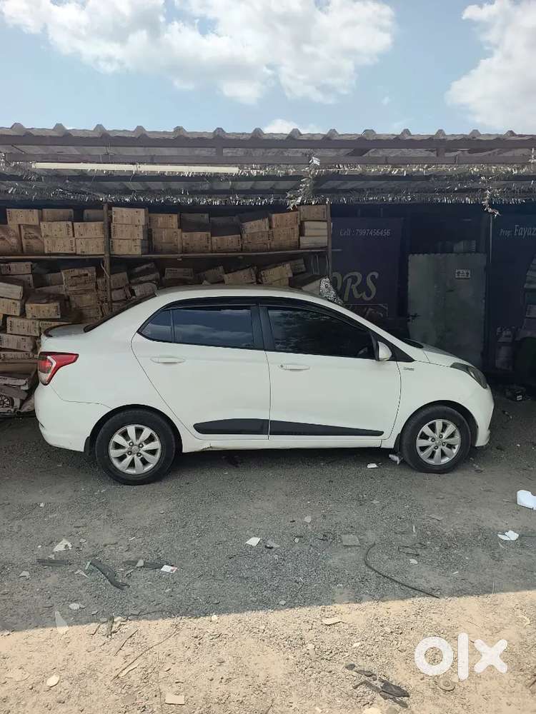 Hyundai Xcent 2017 Diesel 150000 Km Driven