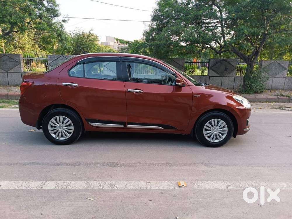Maruti Suzuki Dzire 2017-2020 1.2 Vxi Amt, 2017, Petrol