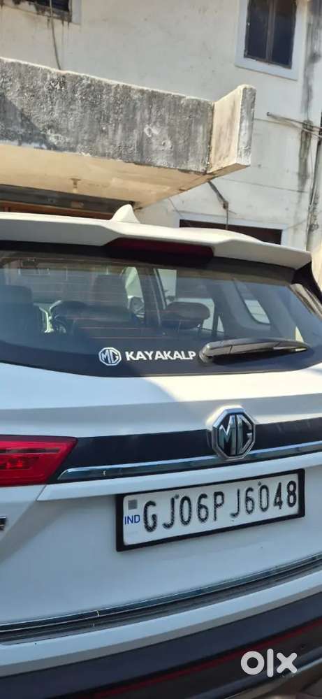 Mg Hector Plus 2021 Petrol 75000 Km Driven