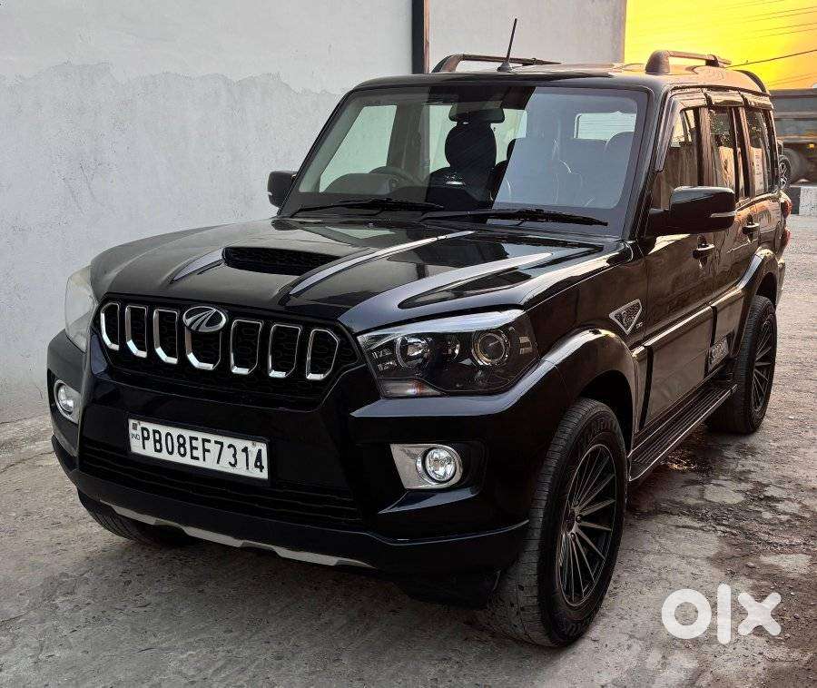 Mahindra Scorpio Classic, 2019, Diesel