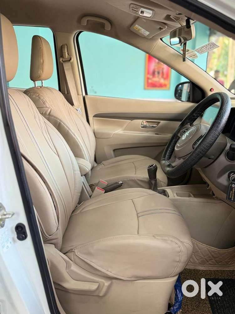 Maruti Suzuki Ertiga Vxi (o) Cng, 2025, Petrol