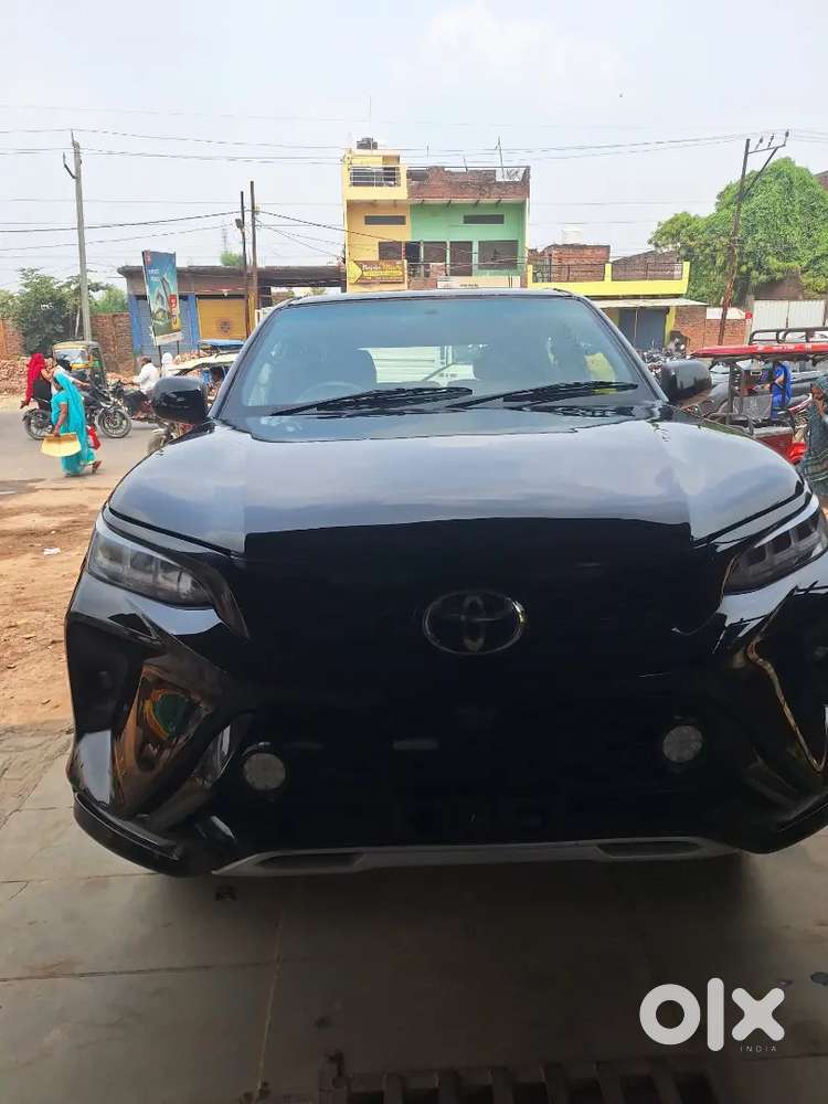 Toyota Fortuner Legender 2011