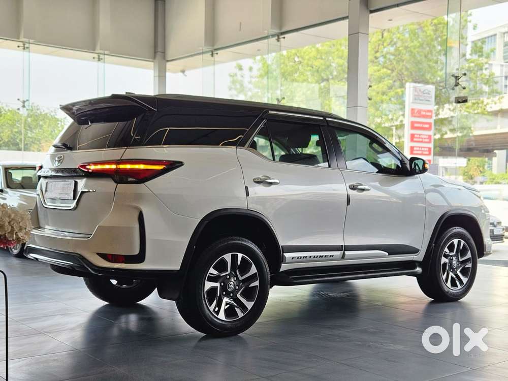 Toyota Fortuner Legender 4x2 At 2.8, 2025, Diesel