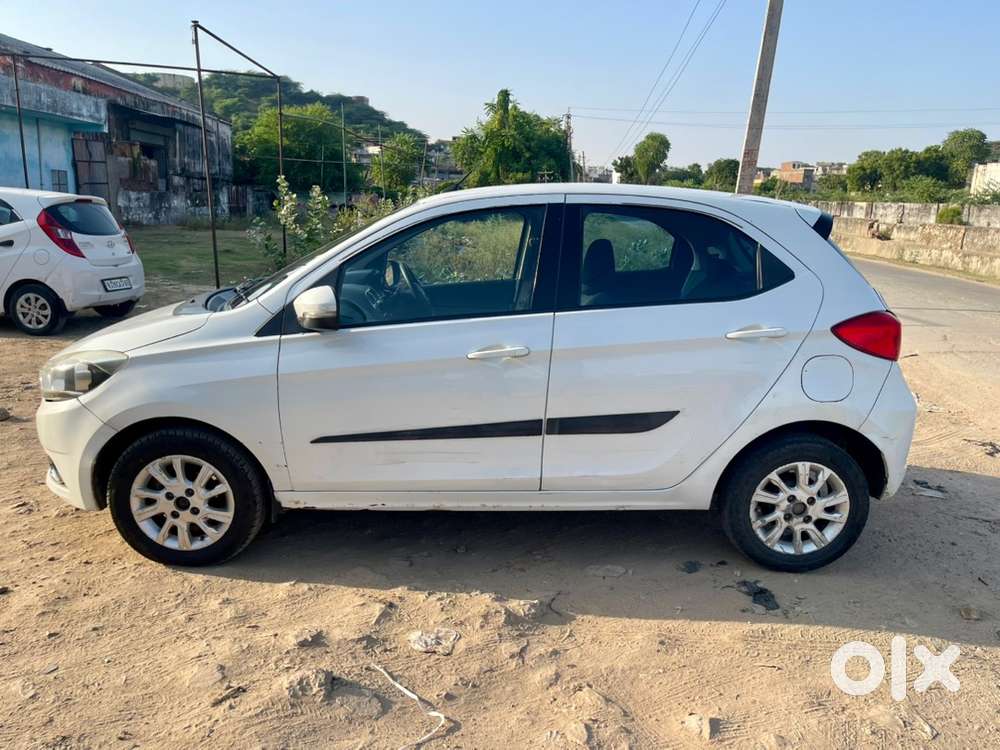 Tata Tiago Petrol 2016