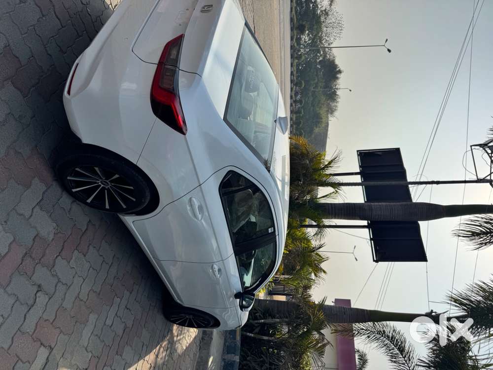 Honda Amaze 2025 Petrol 5500 Km Driven