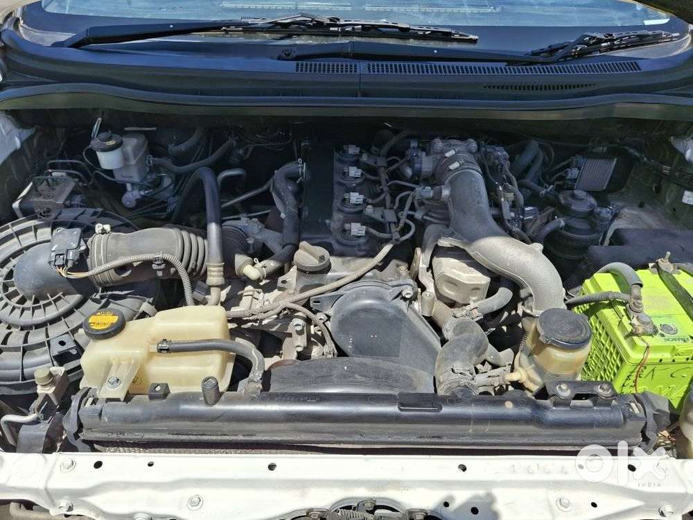 Toyota Innova 2.5 G (diesel) 8 Seater, 2015, Diesel