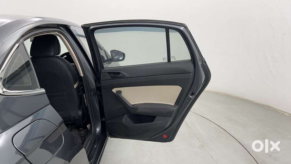 Skoda Slavia Active 1.0l Tsi Mt, 2022, Petrol