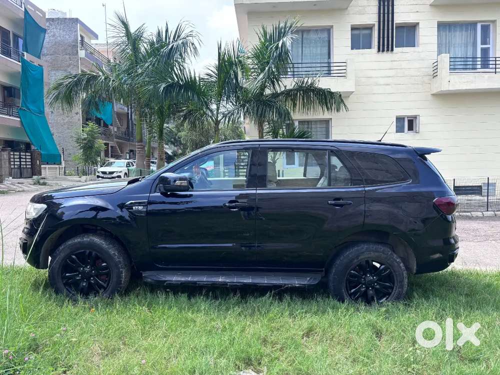 Ford Endeavour Titanium 4x4 2016