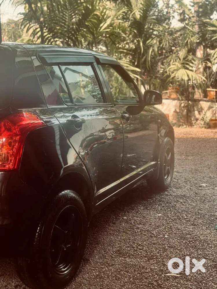 Maruti Suzuki Swift 2010