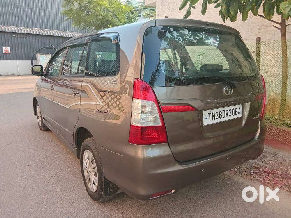 Toyota Innova 2.5 G (diesel) 8 Seater, 2015, Diesel