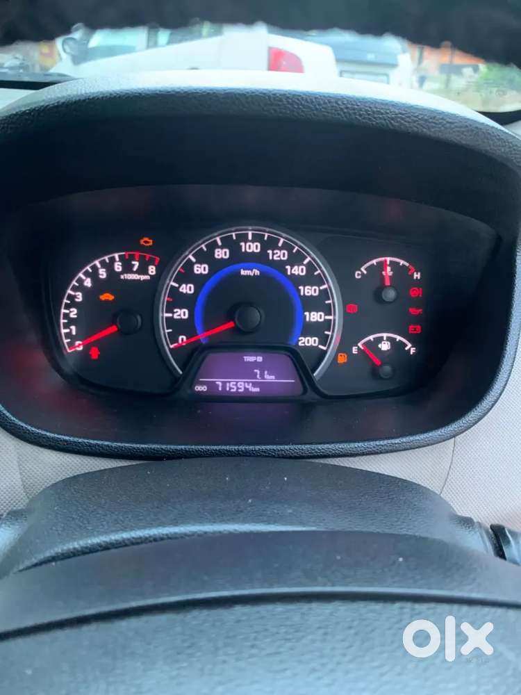 Hyundai Grand I10 2014 Cng Second Owner