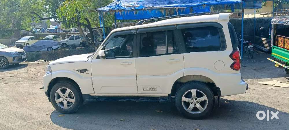 Mahindra Scorpio 2018 Diesel 92835 Km Driven