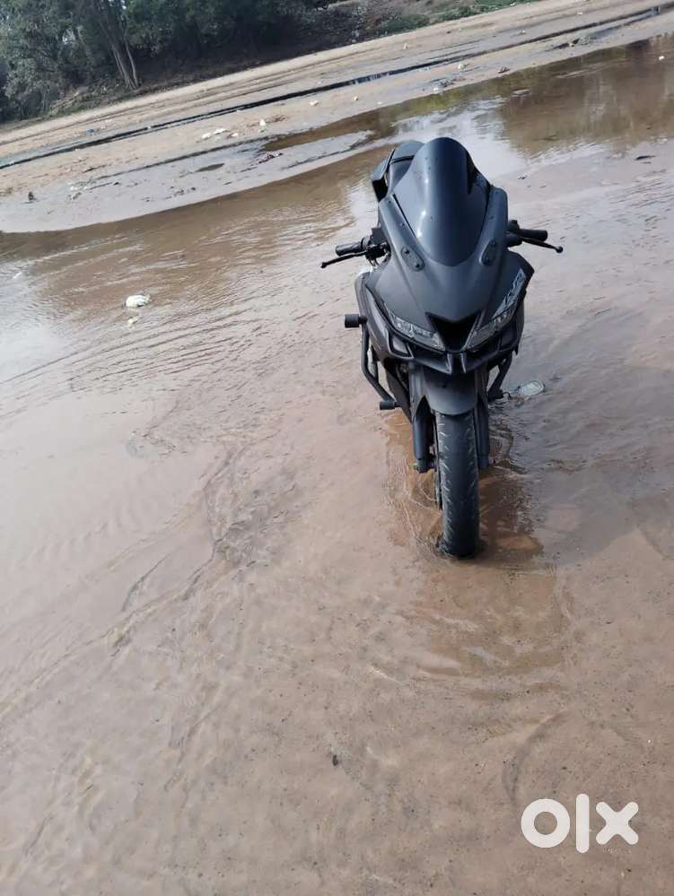 Yamaha R15 2022 bike