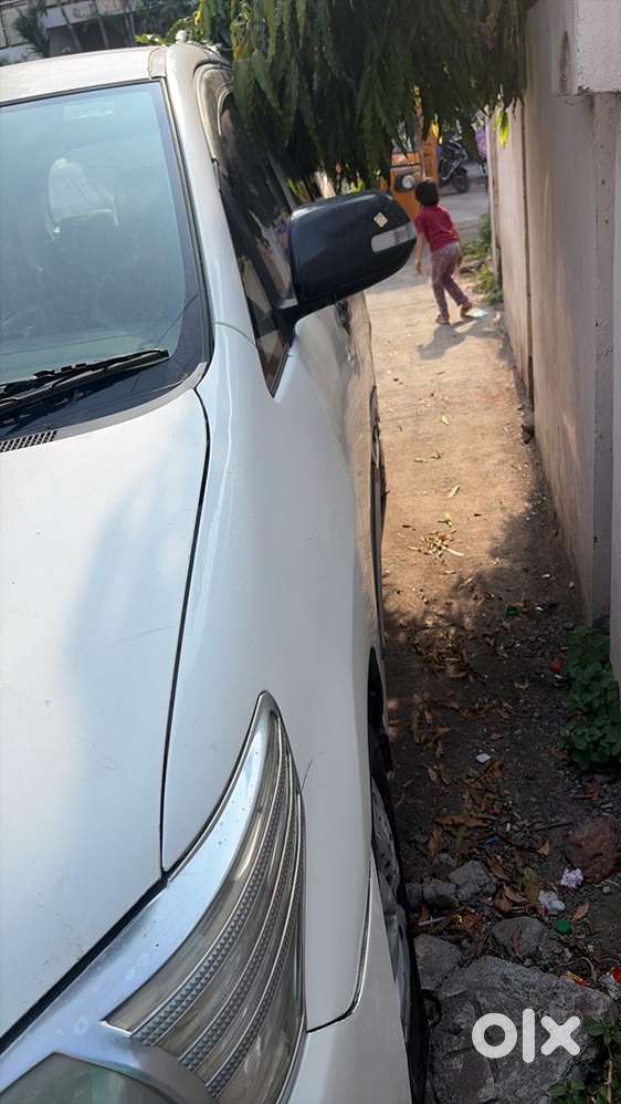 Toyota Innova Diesel 2012
