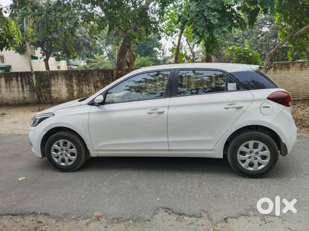 Hyundai I20 Sportz 1.2 Mt, 2018, Petrol