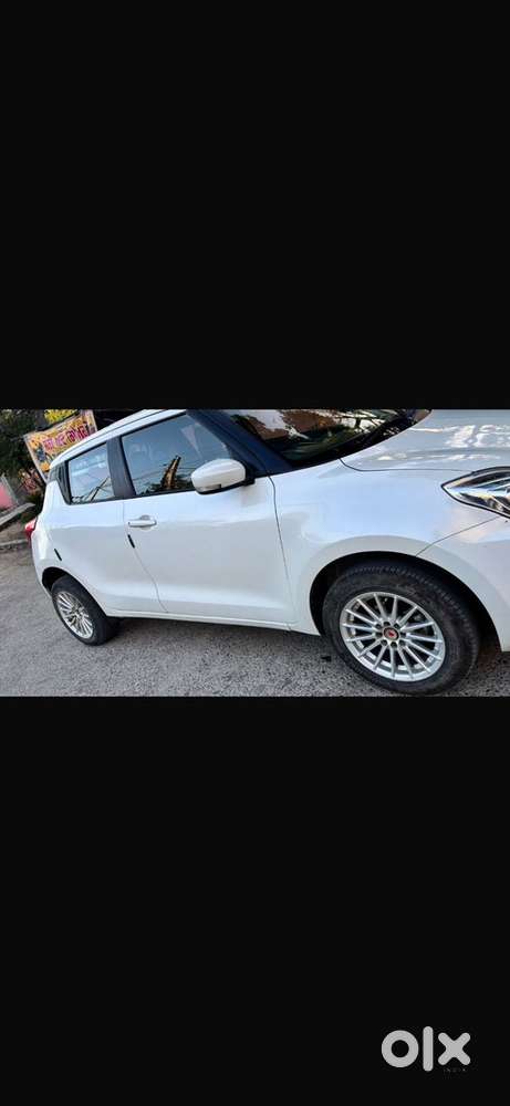 Maruti Suzuki Swift 2018 Petrol 65000 Km Driven