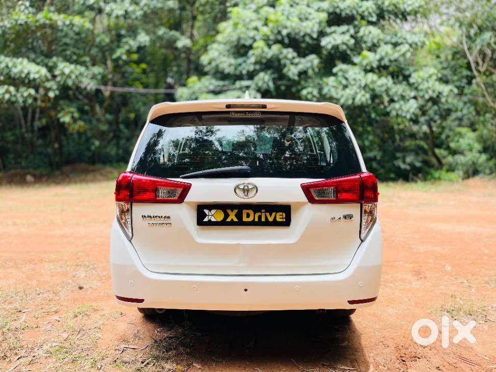 Toyota Innova Crysta 2.4 Gx Mt 8s, 2018, Diesel