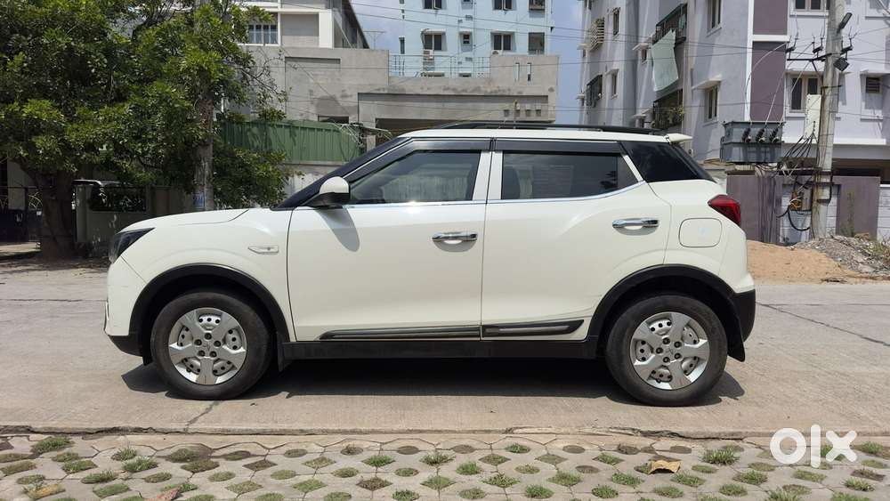 Mahindra Xuv300 W4, 2023, Petrol