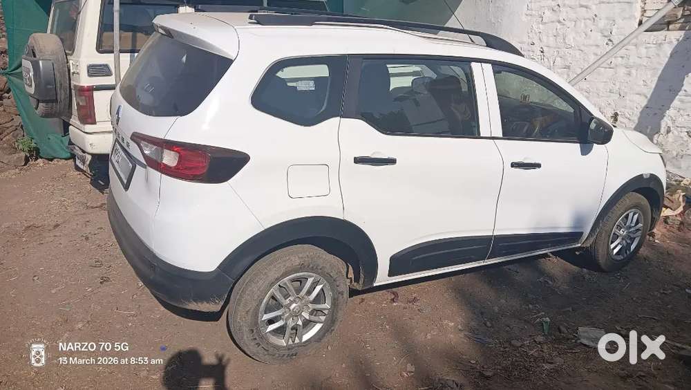 Renault Triber 2024 Petrol 44400 Km Driven, Well Maintained Mpv