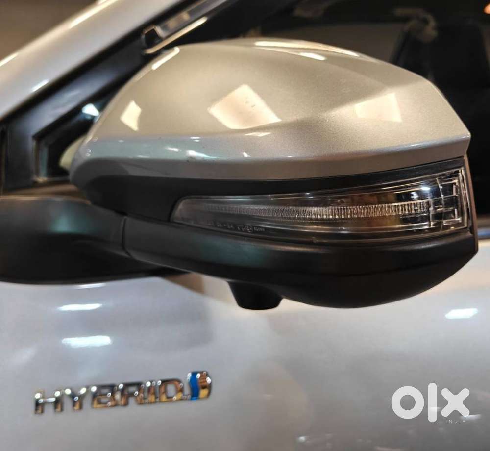 Toyota Innova Hycross 2.0 Zx (o) Hybrid 7 Str, 2024, Petrol