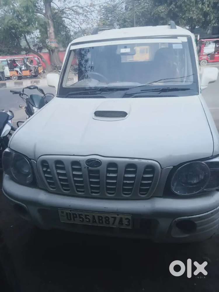 Mahindra Scorpio Classic 2005