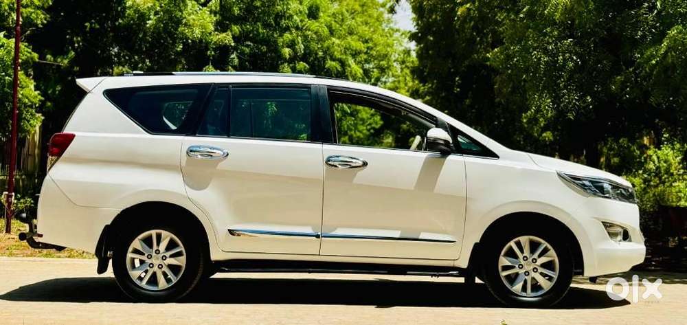 Toyota Innova Crysta 2.4 G Mt 7 Str, 2020, Diesel