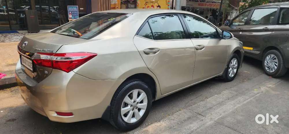 Toyota Corolla Altis 2015