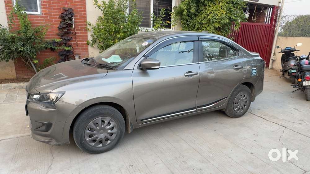 Maruti Suzuki Dzire Vxi 2024