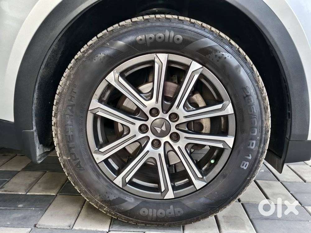 Mahindra Xuv700 2.2 Ax 7 Diesel Mt Str, 2022