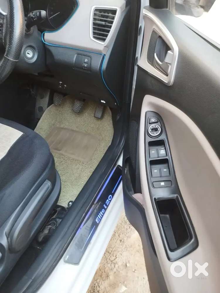 Hyundai I20 2016 Petrol 29729 Km Driven