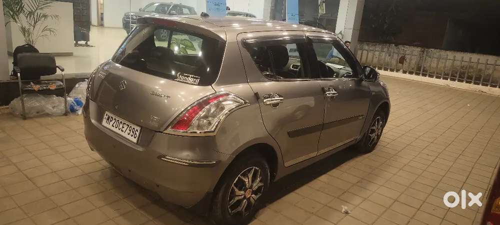 Maruti Suzuki Swift 2016 Diesel 70000 Km Driven