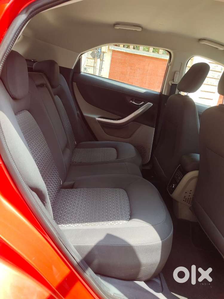 Tata Nexon 2017 Petrol Manual