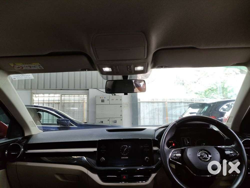 Skoda Slavia 1.0 Ambition Tsi At, 2022, Petrol
