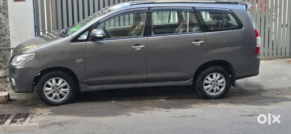 Toyota Innova 2009 Diesel 225000 Km Driven