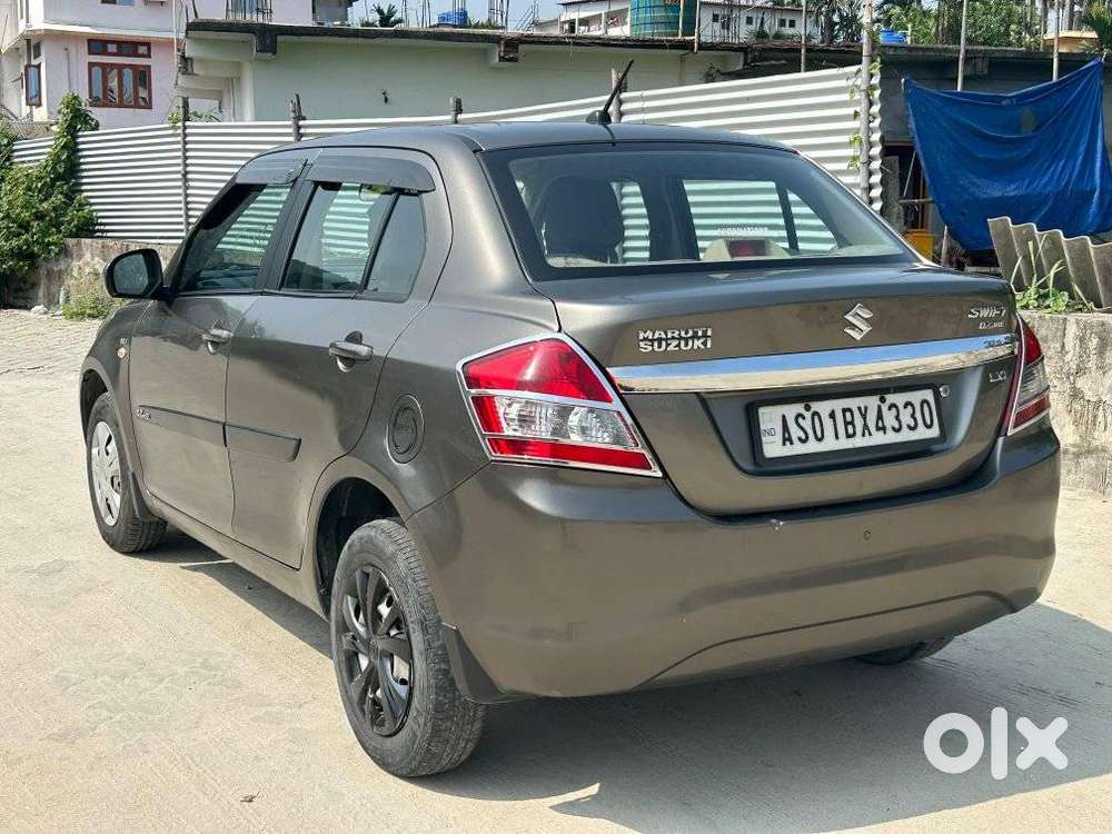 Maruti Suzuki Dzire 1.2 Lxi, 2016, Petrol