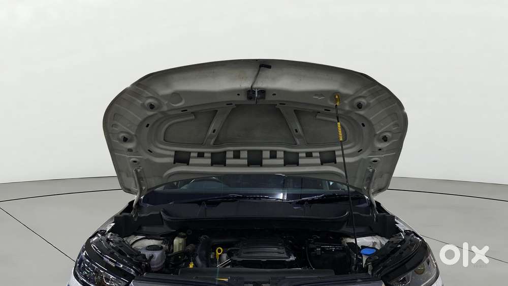 Skoda Kushaq 1.0 Tsi Ambition, 2022, Petrol