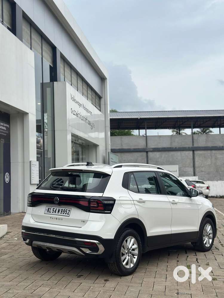 Volkswagen Taigun 1.0 Tsi Highline At, 2022, Petrol