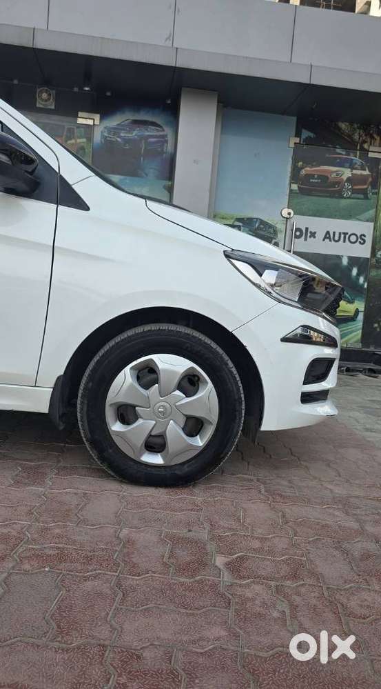 Tata Tiago 1.05 Revotorq Xt Option, 2023, Petrol