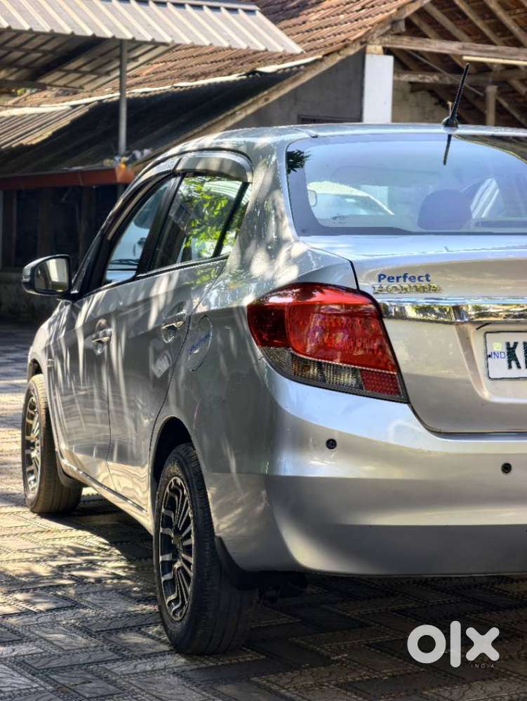 Honda Amaze, 2015, Petrol