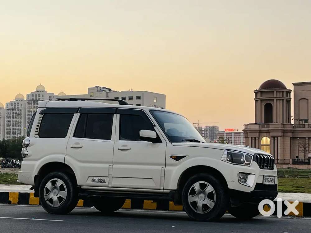 Mahindra Scorpio 2017 Diesel Well Maintained