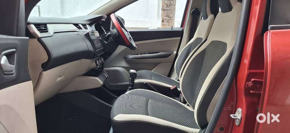 Renault Triber Rxz, 2020, Petrol