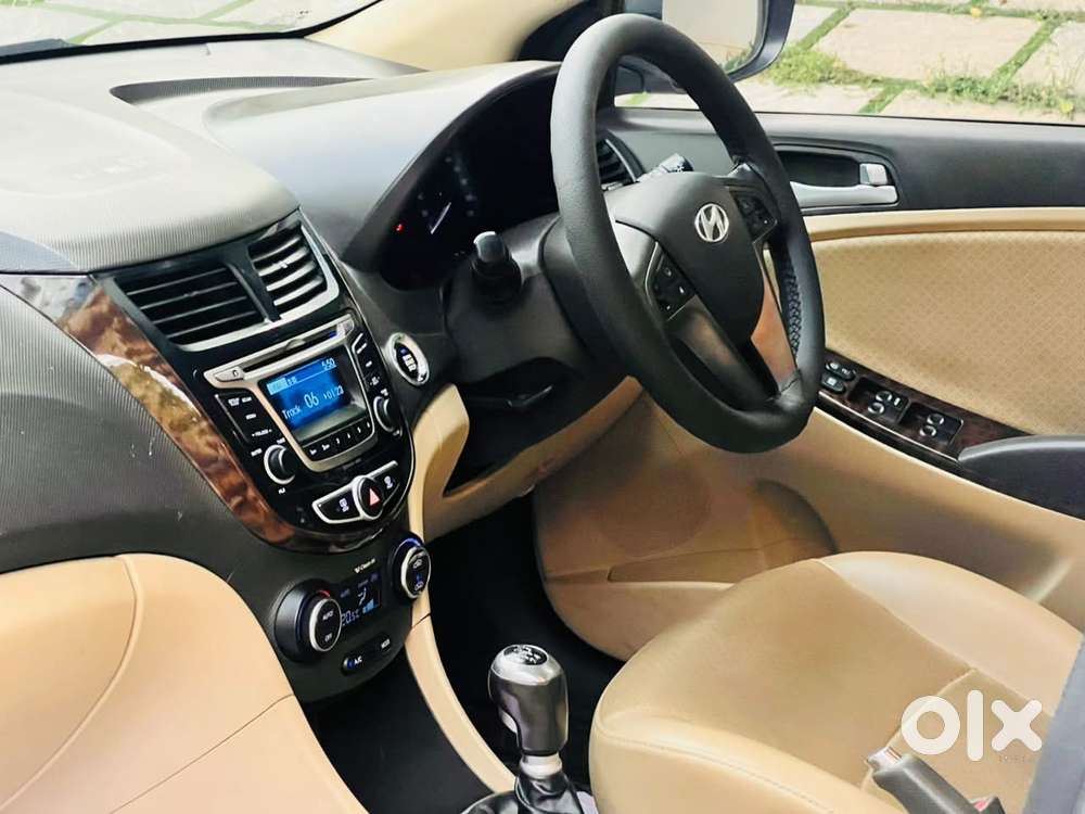 Hyundai Verna 1.6 Sx (o) Vtvt, 2016, Petrol