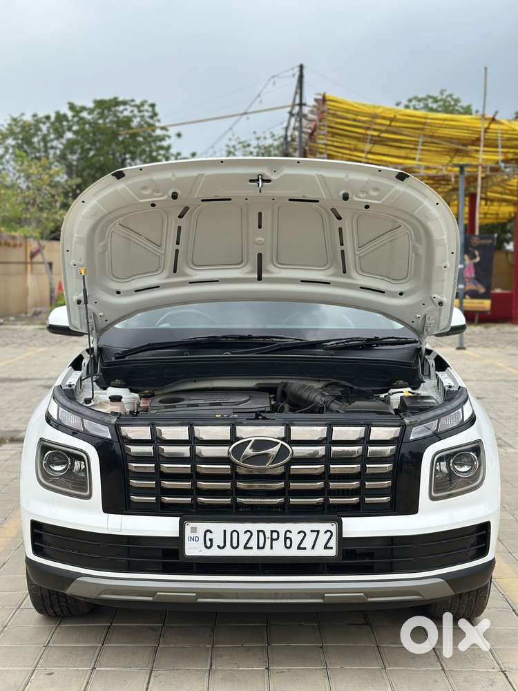 Hyundai Venue Sx Dual Tone Diesel, 2023, Diesel