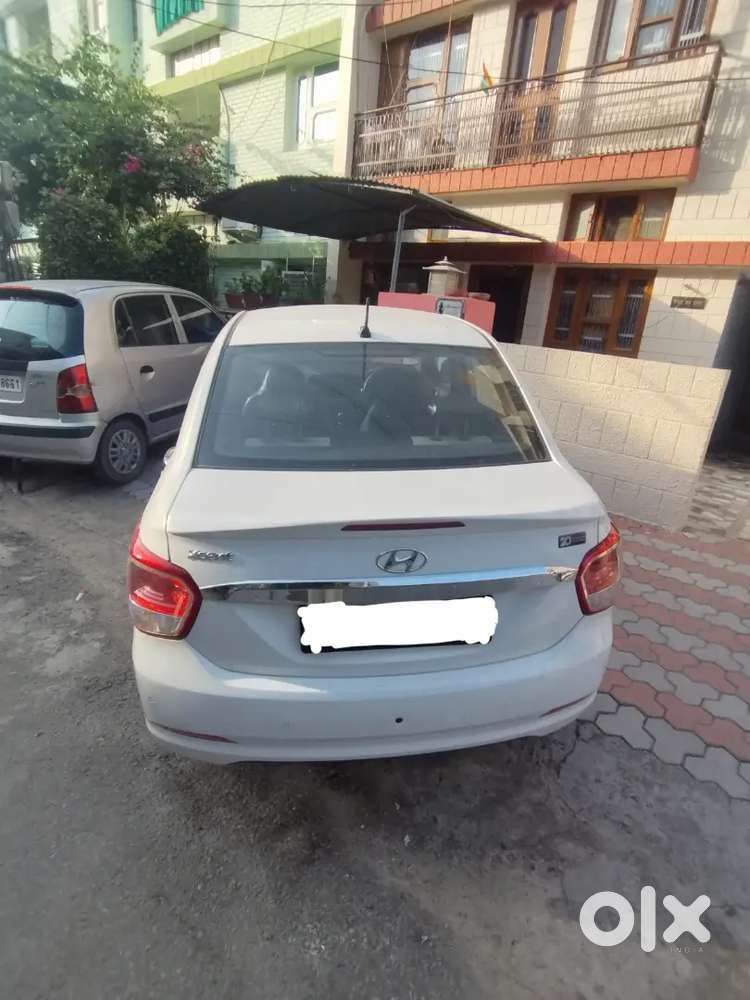 Hyundai Xcent 2016 Manual Petrol