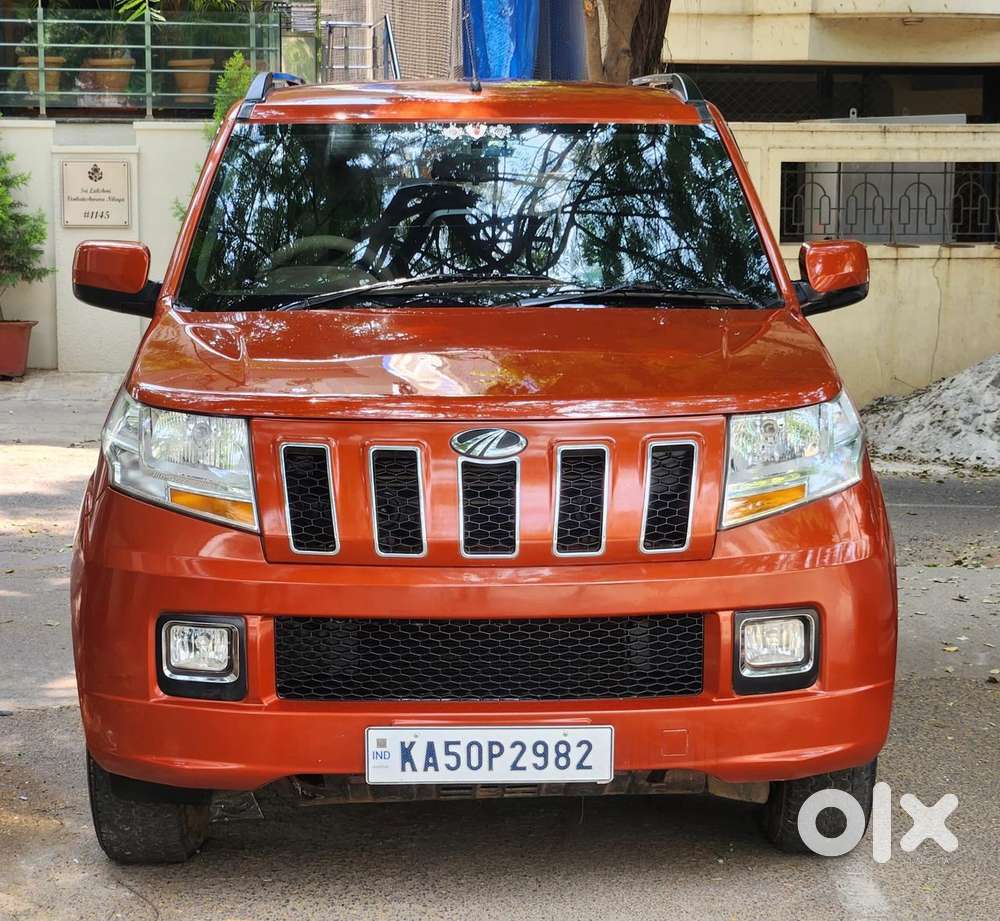 Mahindra Tuv 300