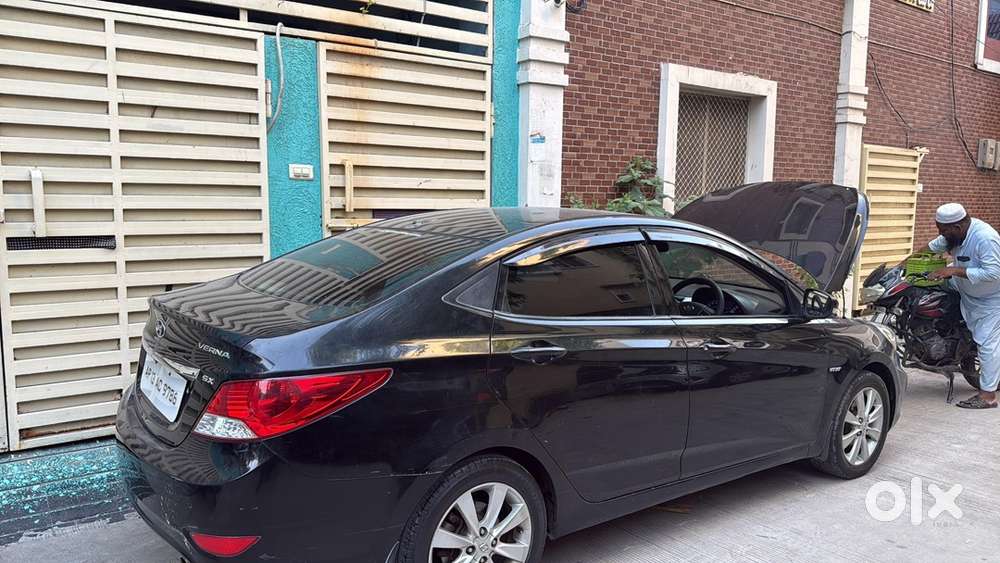 Honda Verna 2011 | 2nd Owner | Black |