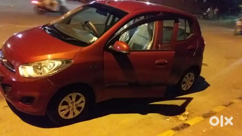 Hyundai I10 Asta Petrol Cng 2012