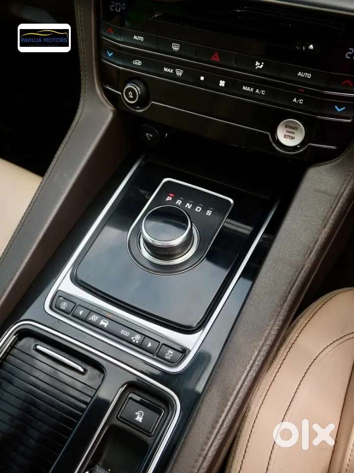 Jaguar F-pace, 2019, Petrol